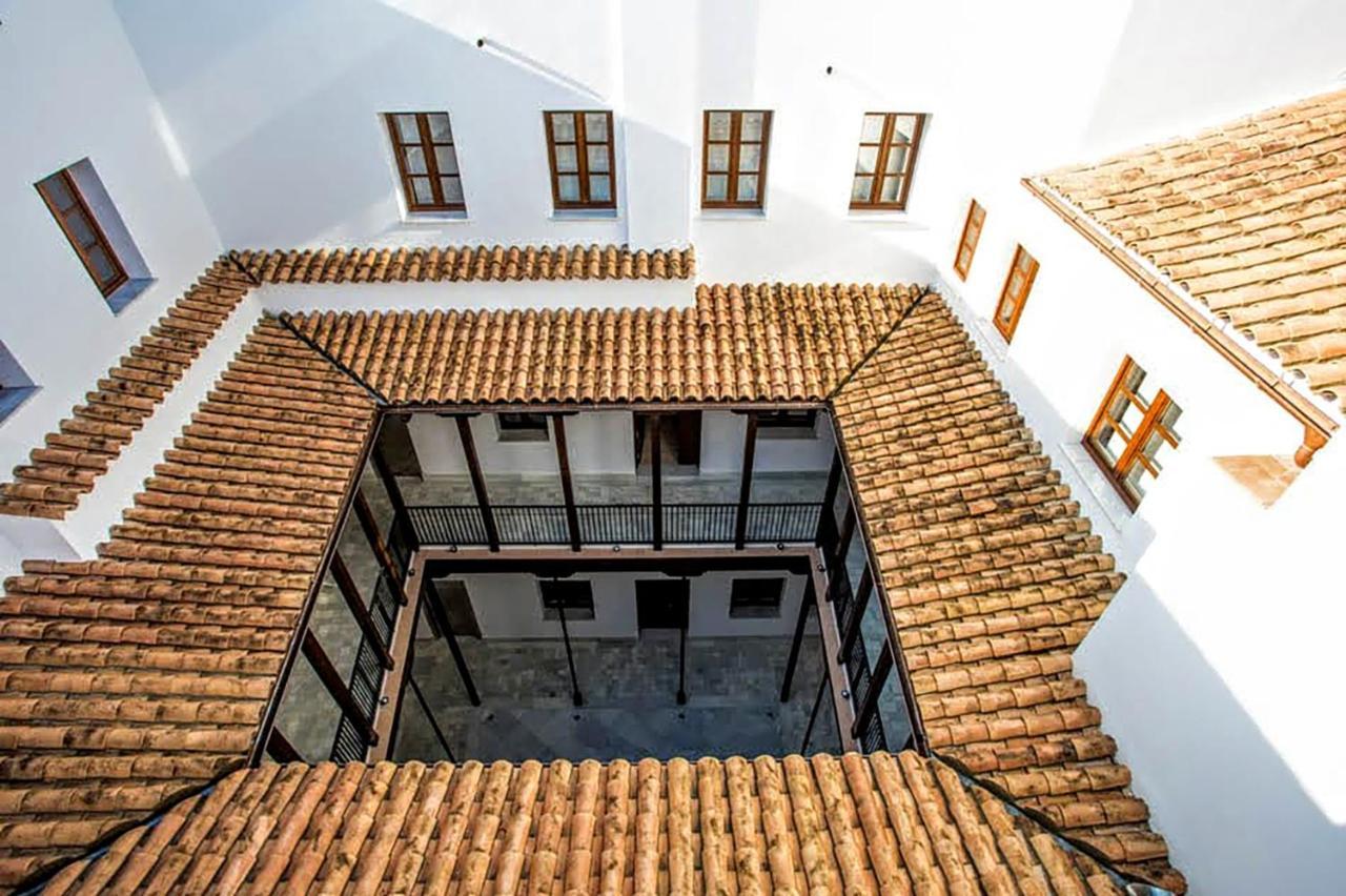 Palacio Del Siglo XVII Frente A Los Jardines De Murillo Sevilla Eksteriør billede