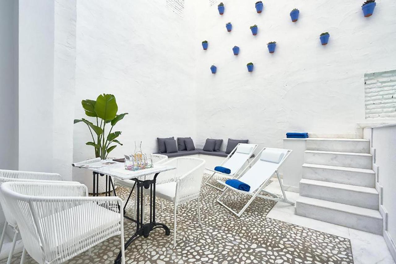 Palacio Del Siglo XVII Frente A Los Jardines De Murillo Sevilla Eksteriør billede